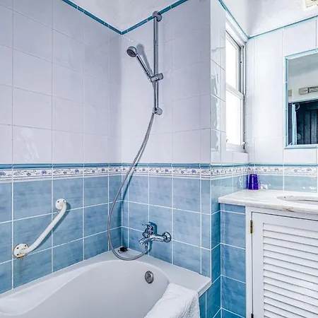 14b Quinta Do Paraiso Amazing House Located In T *