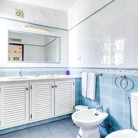 14b Quinta Do Paraiso Amazing House Located In T