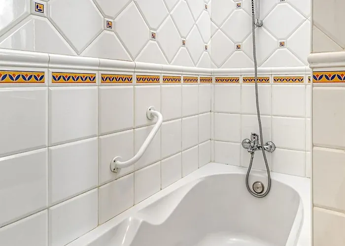 14b Quinta Do Paraiso Amazing House Located In T Villa *