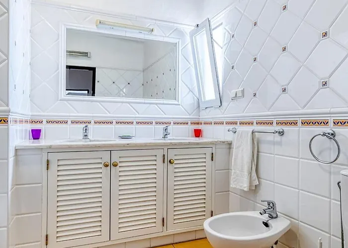14b Quinta Do Paraiso Amazing House Located In T Villa